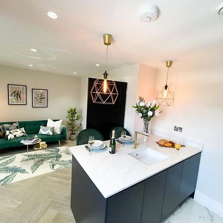 Luxury New Build With Under Floor Heating Appartamento Reading Esterno foto